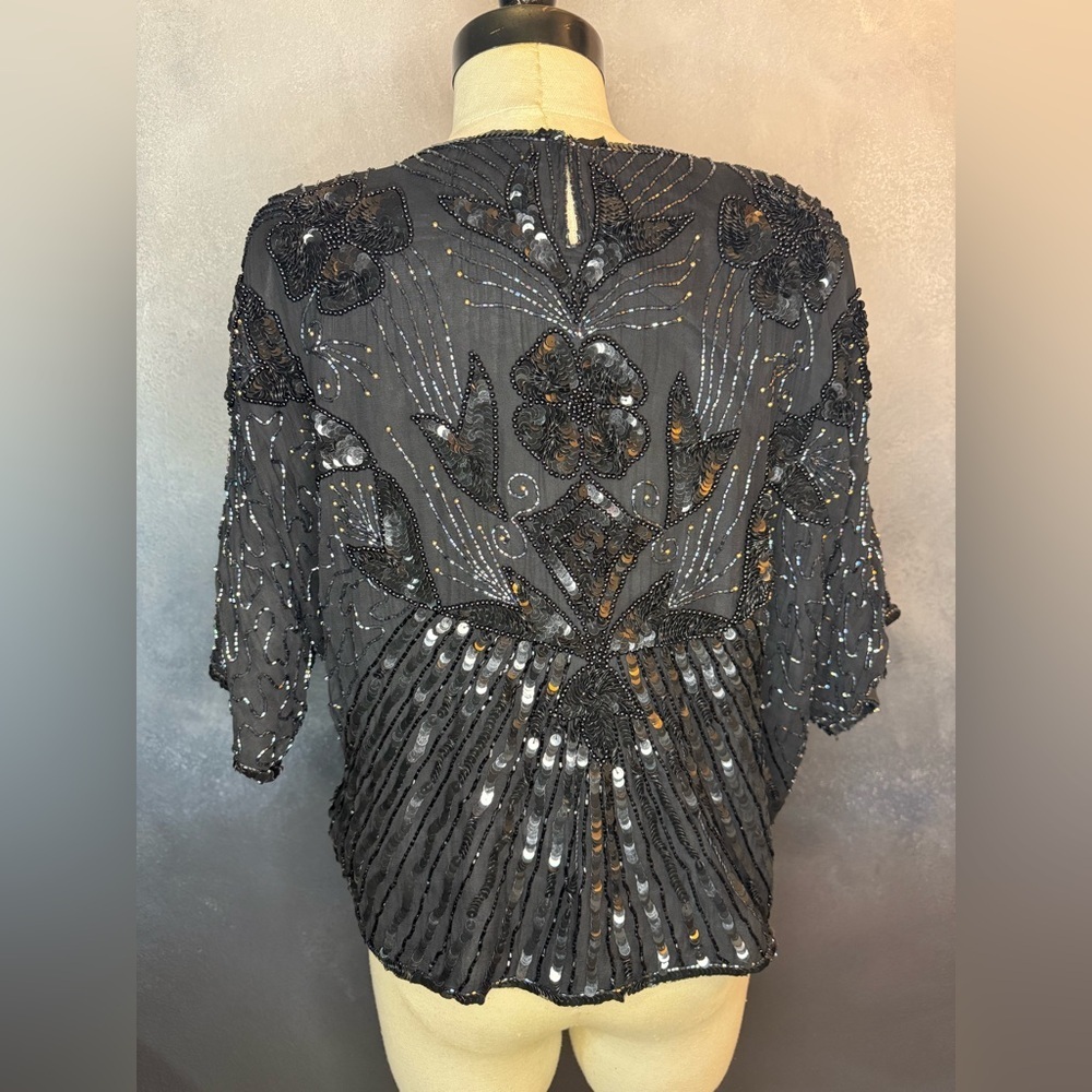 ✨ Vintage Beaded Silk Top – Made in India ✨ - Picture 8 of 13